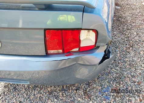 2006 Ford Mustang V6 z USA, uszkodzony, nr VIN 1ZVFT80N865125428